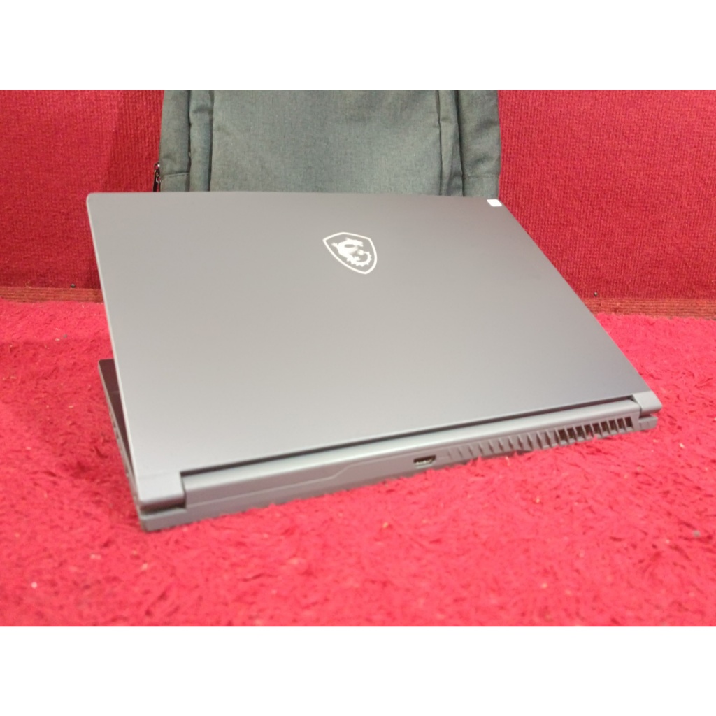 Laptop MSI Thin 15 B12UC Core i5-12450H RAM 8GB SSD 512GB RTX 2050
