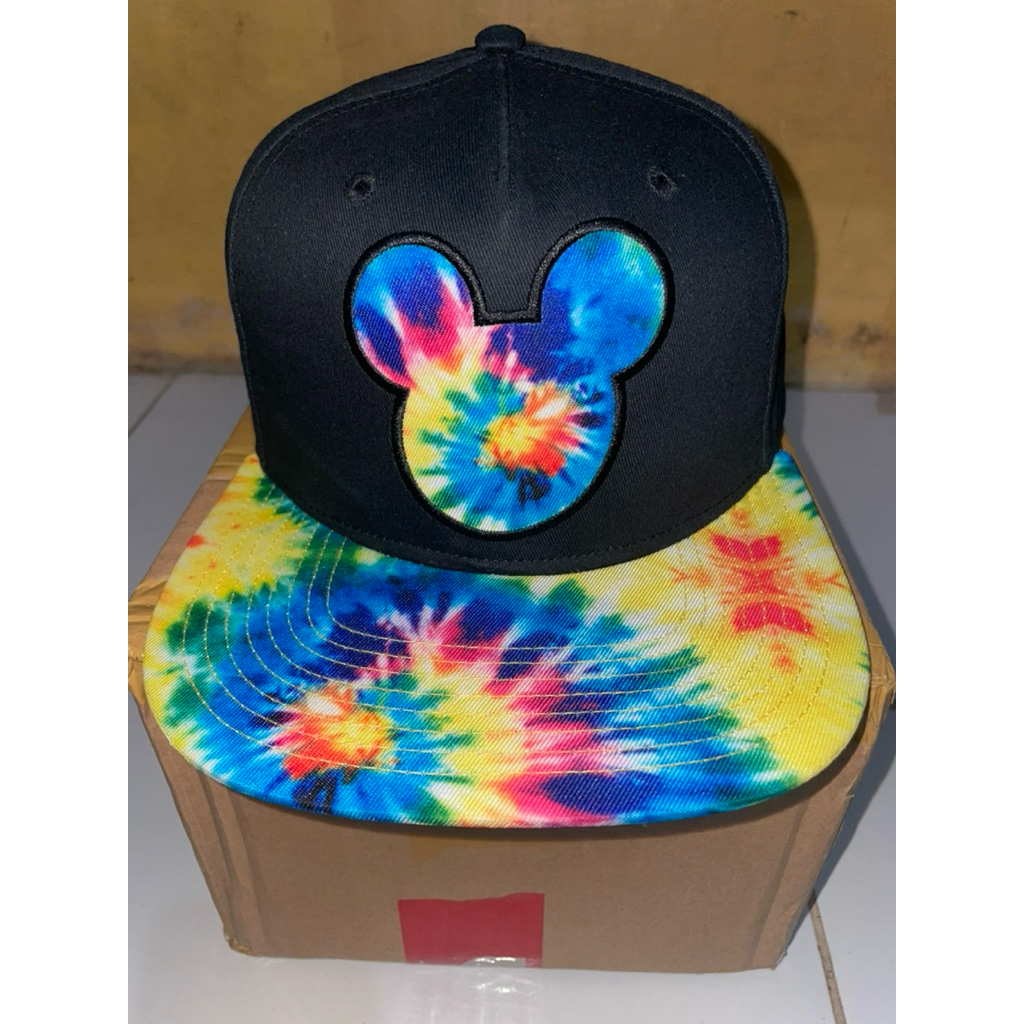 topi SnapBack mickeymouse Tag Disney x neff