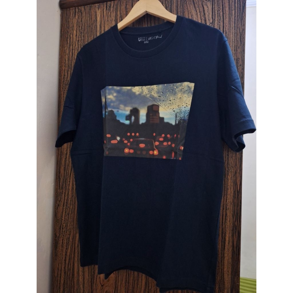 (PRELOVED) UNIQLO KAOS PRIA