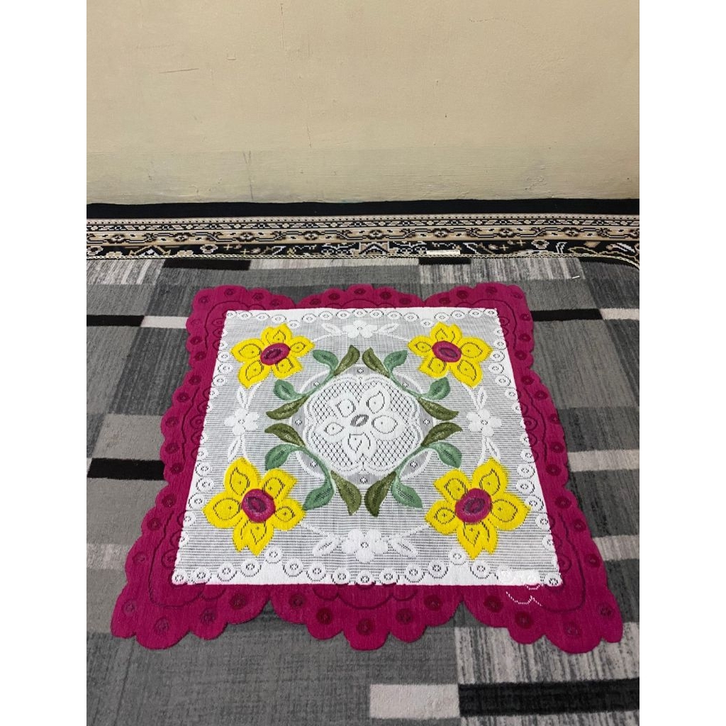 Taplak Meja Loper Taplak meja ruang tamu