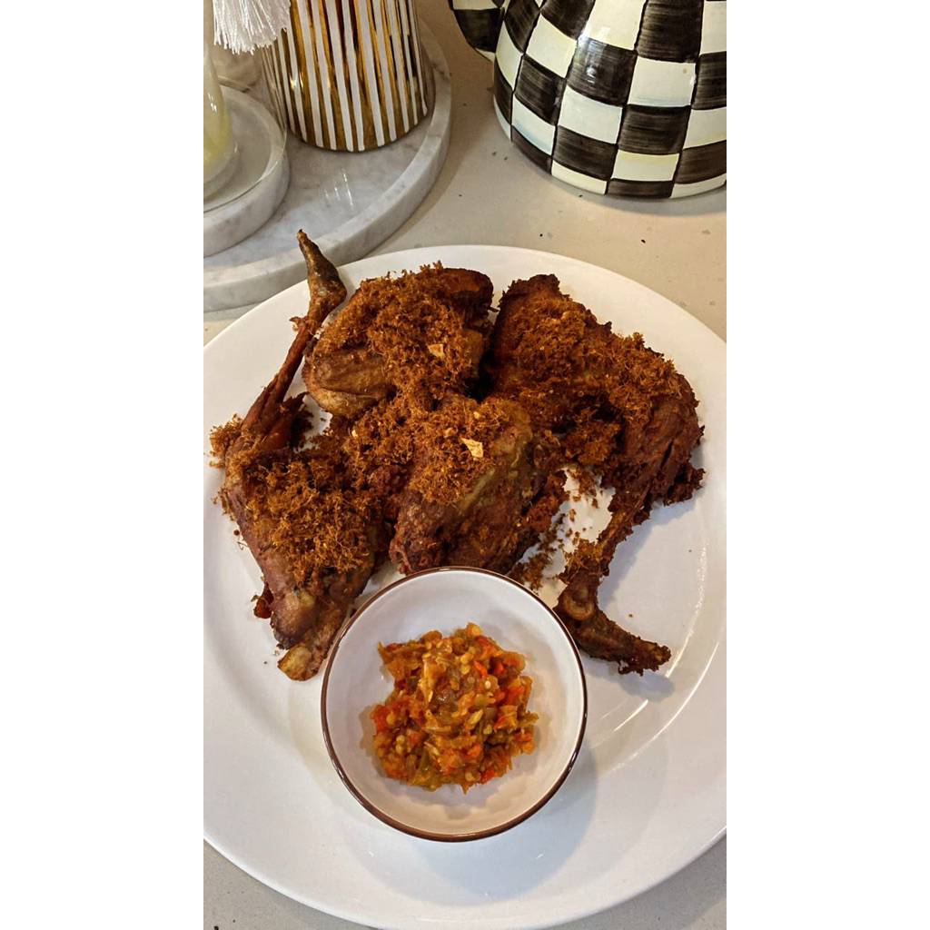 Ayam Goreng Kampung Lengkuas