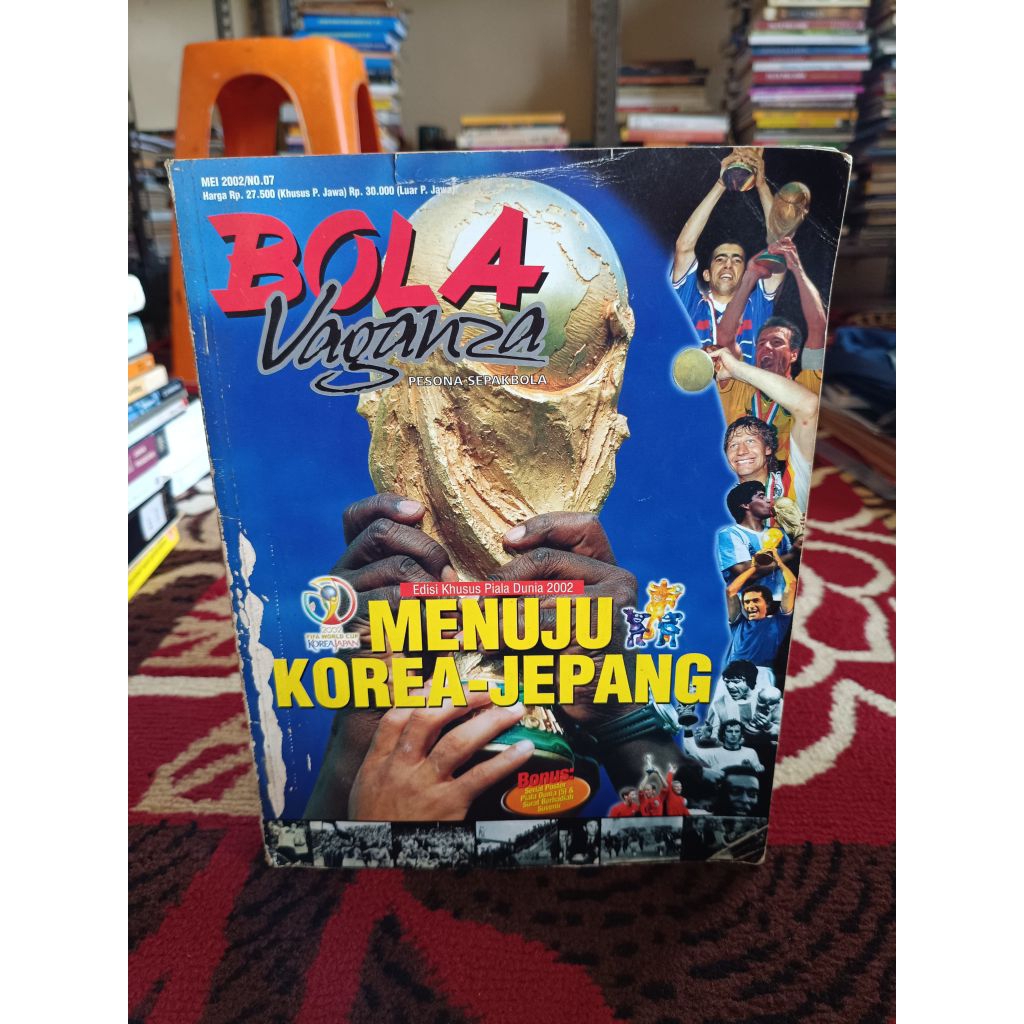 Majalah Bola Vaganza mei 2002/ no 07 Edisi Khusus Piala Dunia 2002
