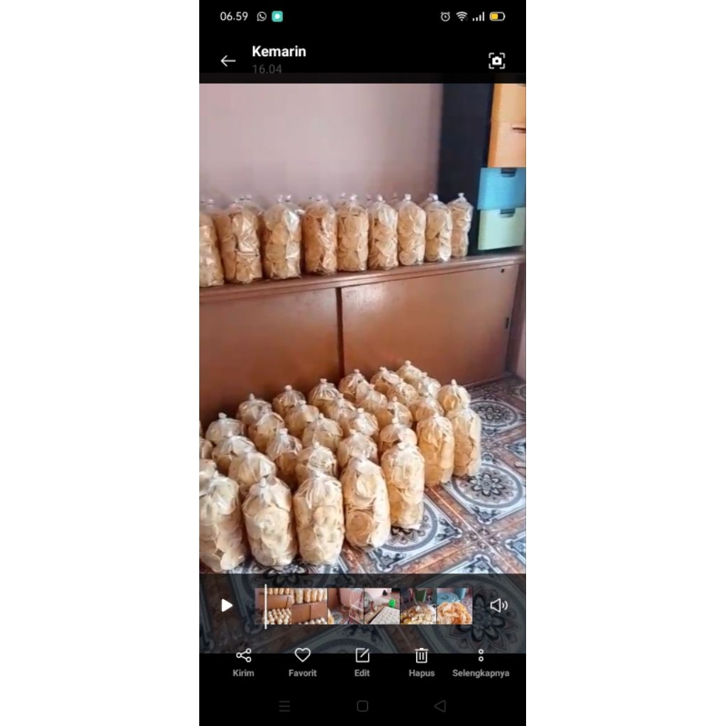 Kue Bawang Rengat