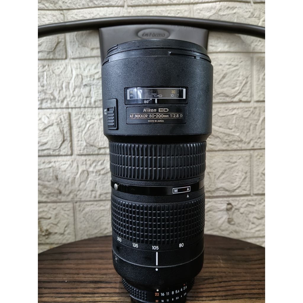 lensa Nikon 80-200 mm f2,8 gen III murah