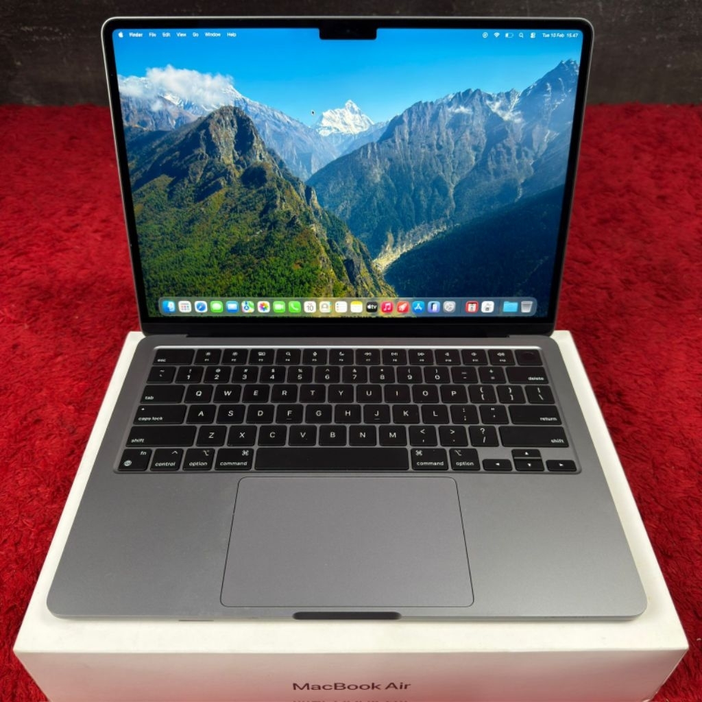 Macbook air m2 2022 13 inch ram 8gb ssd 256gb fullset