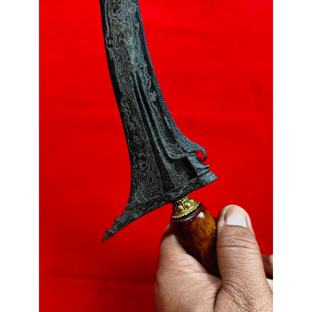 Keris Tua Jangkung Luk 3 Pamor Pedaringan Kebak