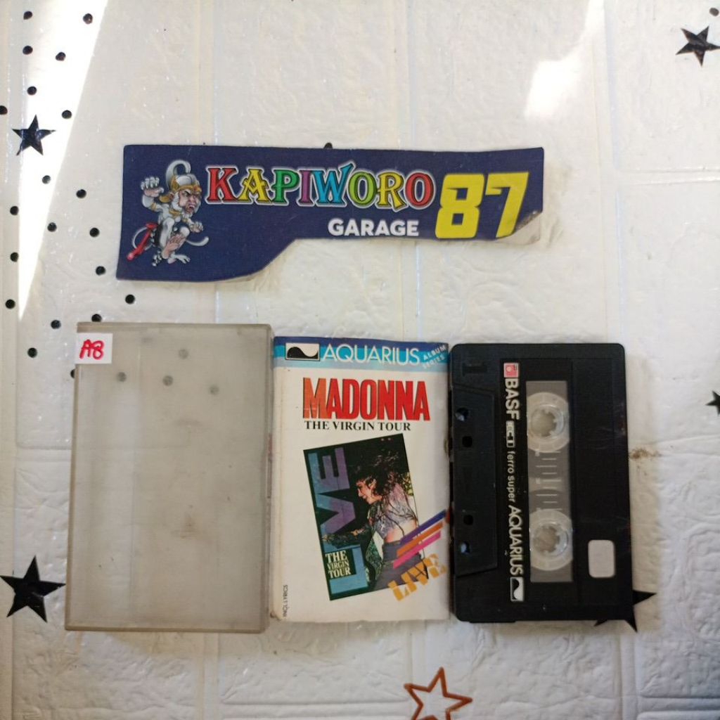 KASET PITA,,,,MADONNA LIVE THE VIRGIN TOUR