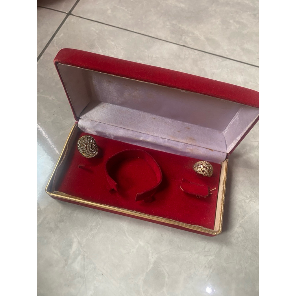 preloved kotak perhiasan