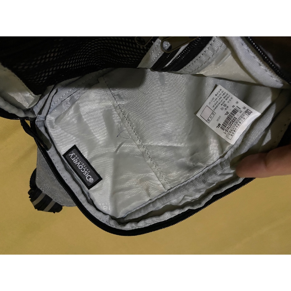 tas sling bag slempang brand Discovery Expedition grey abu hitam canvas leather preloved