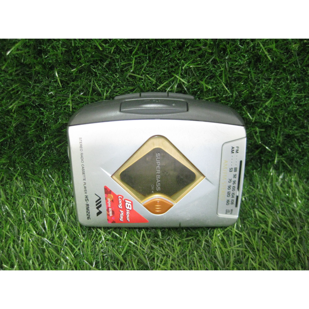 Walkman Aiwa HS-RM226 Pemutar Radio kaset