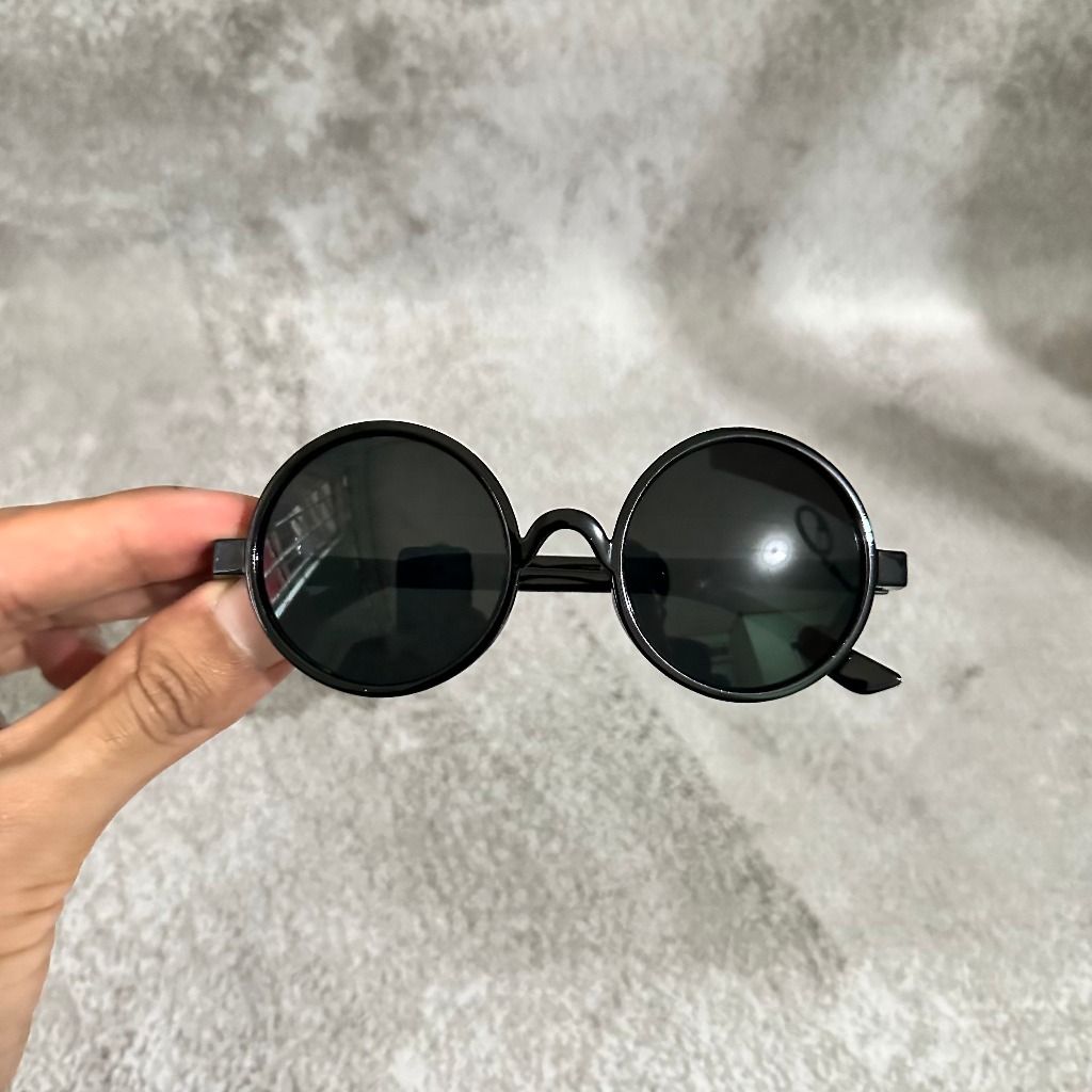 Kacamata Bulat Anak John Lennon