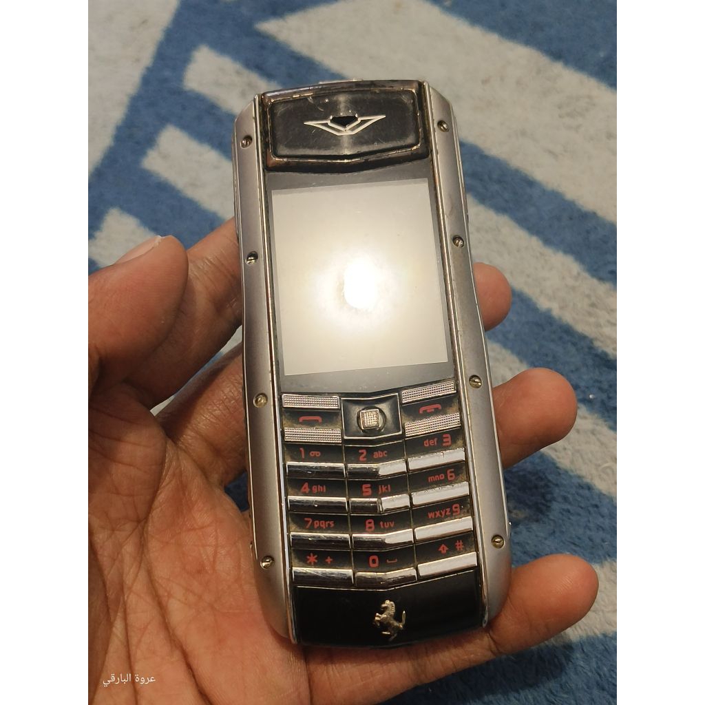 VERTU Ferrari Ti Limited Edision Made In U.K.