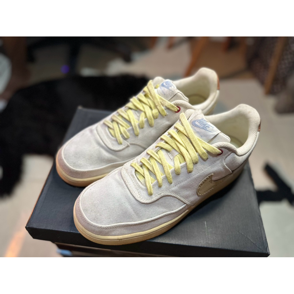 Nike Court Vision Low Canvas White / Sesame colorway