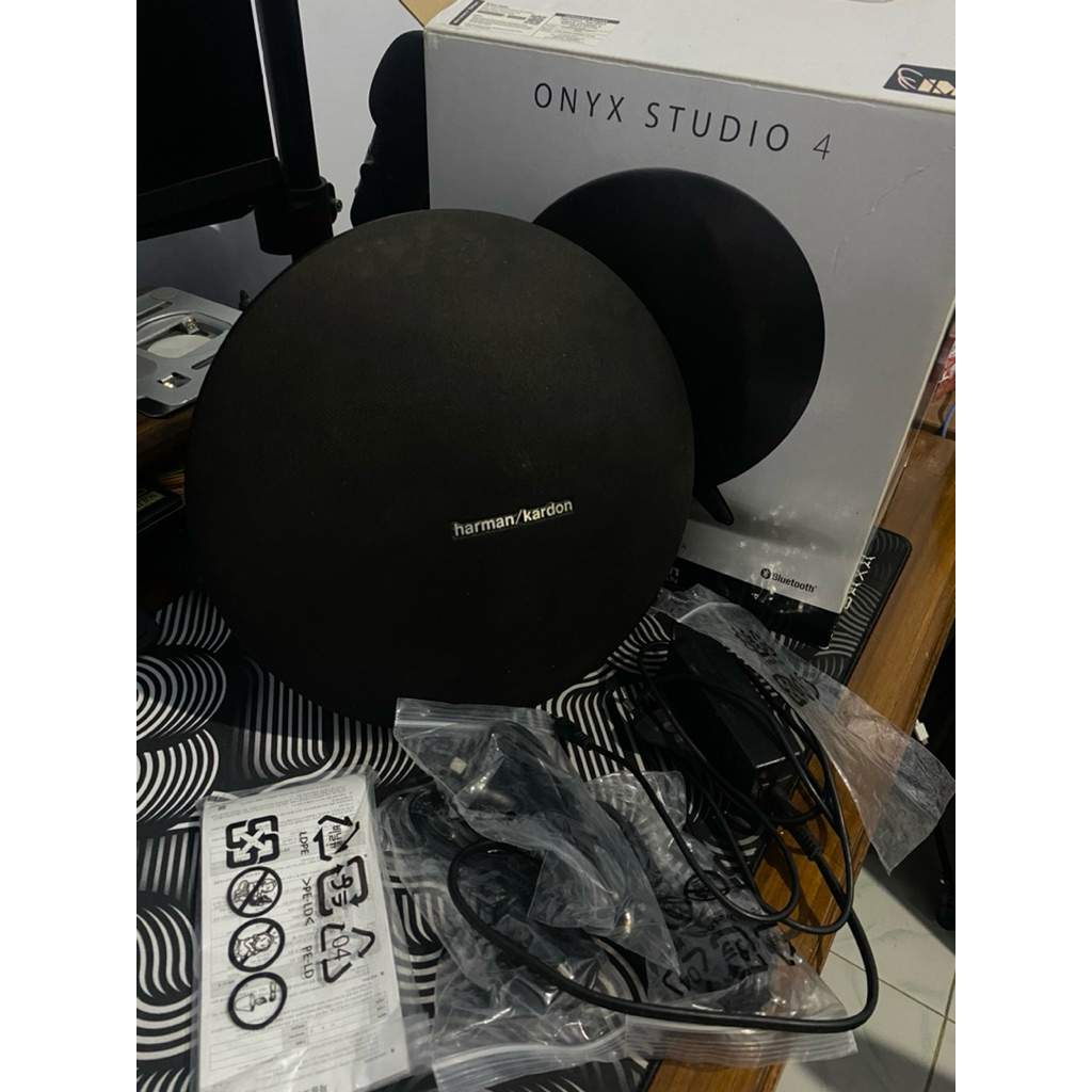 Harman Kardon Onyx 4