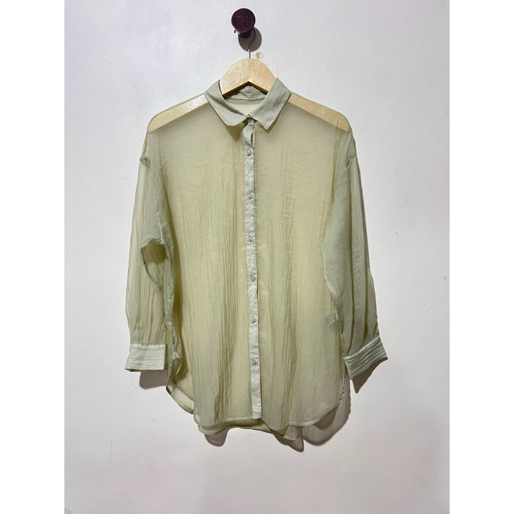 preloved GU UNIQLO sheer green textured oversize shirt long sleeve kemeja see thru hijau sage