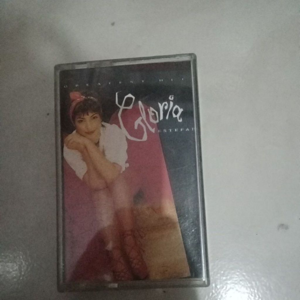 kaset pita Gloria - estefan