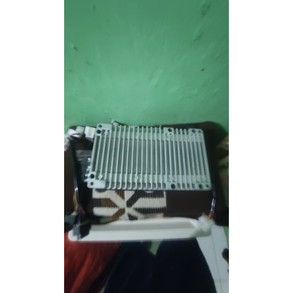 EM 100 CONTROLLER BLDC