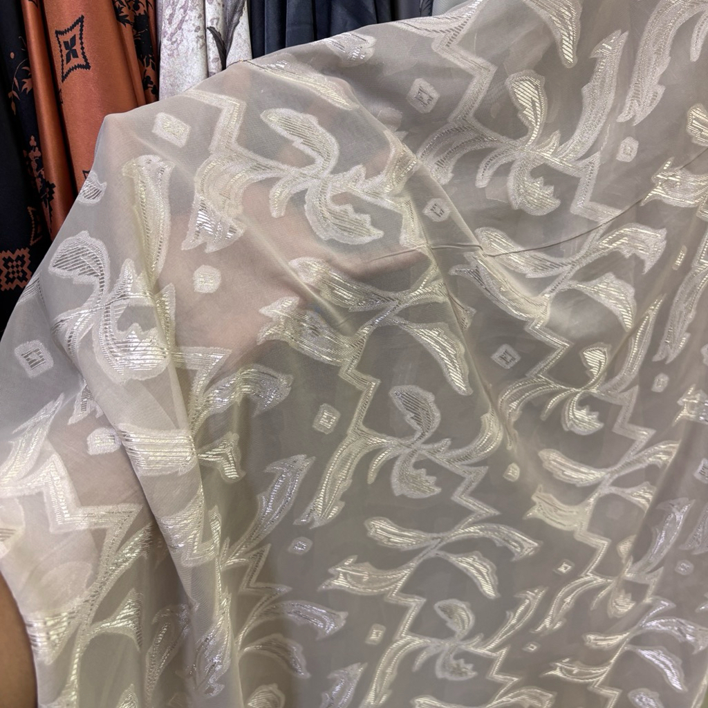 Kain Sifon Ceruty Uragiri Glitter Silver - Bahan Gamis Pesta & Gaun Mewah - Ceruti Uragiri Shimmer P