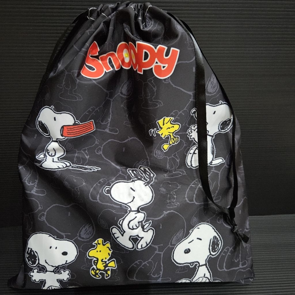 Snoopy Tas Serut / pouch serut Snoopy Sedang / besar Snoopy tas Ransel Serut multifungsi Ready New