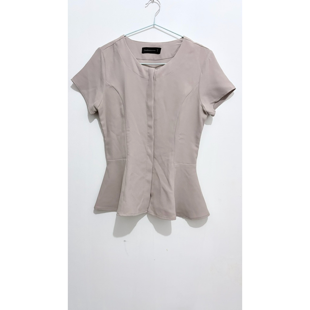 Baju Wanita - The Executive