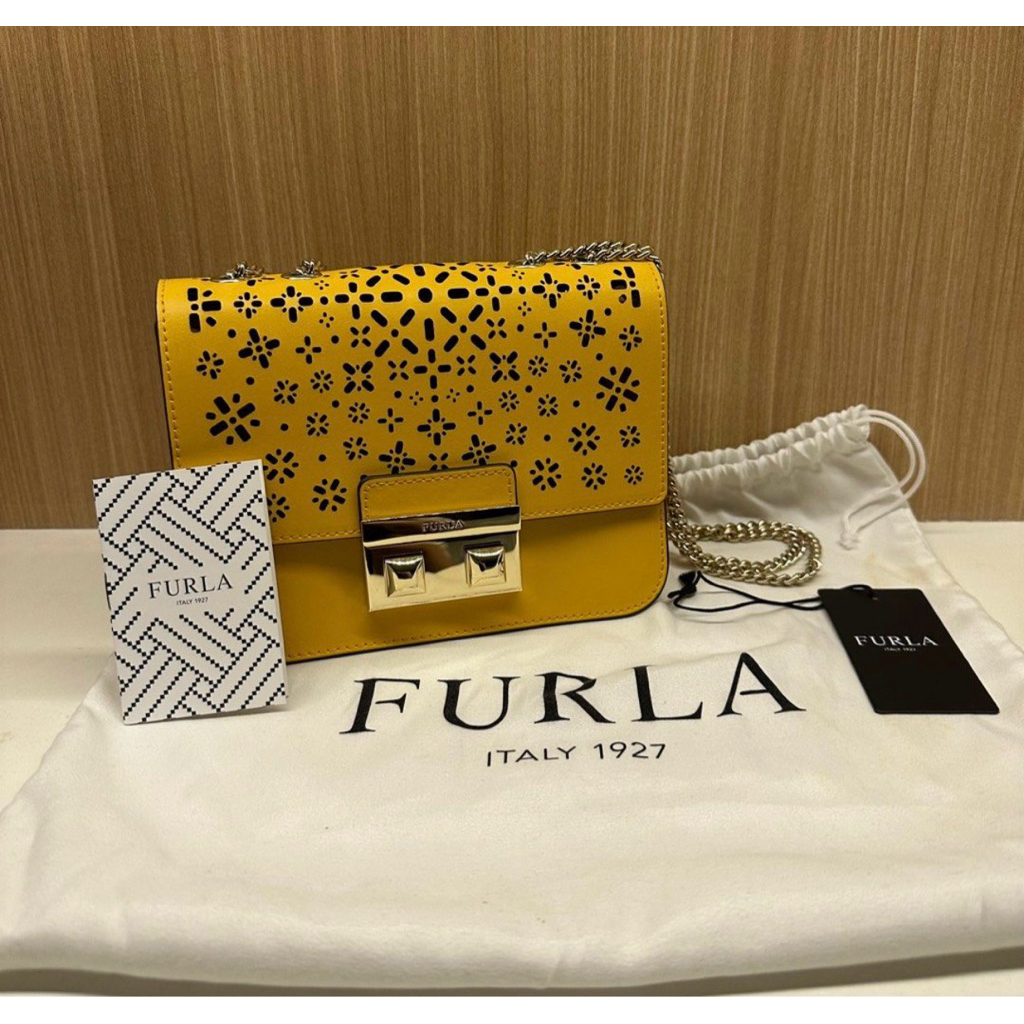 AUTHENTIC Preloved Tas Furla Mustard Preloved Bag Preloved Furla bag Furla crossbody bag Furla sling