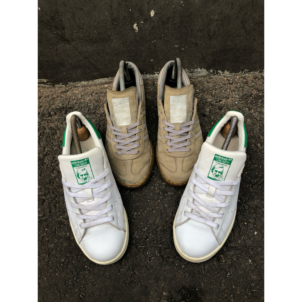 Borongan sepatu sneakers