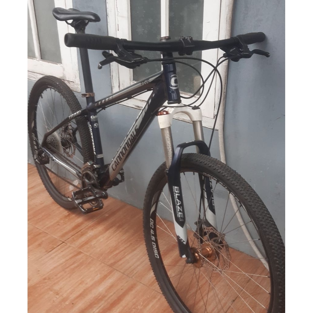 Sepeda MTB Cannondale Trail Five 26 Size S