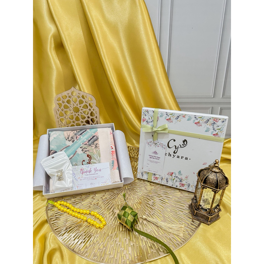 Box/kotak kado/kotak hampers untuk jilbab dan mukena