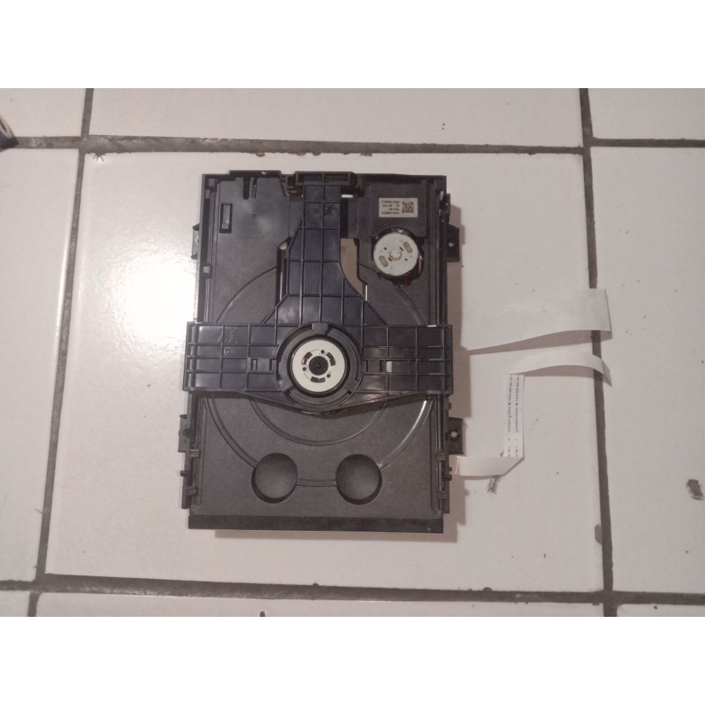 mekanik plus optik  dvd LG DV286K
