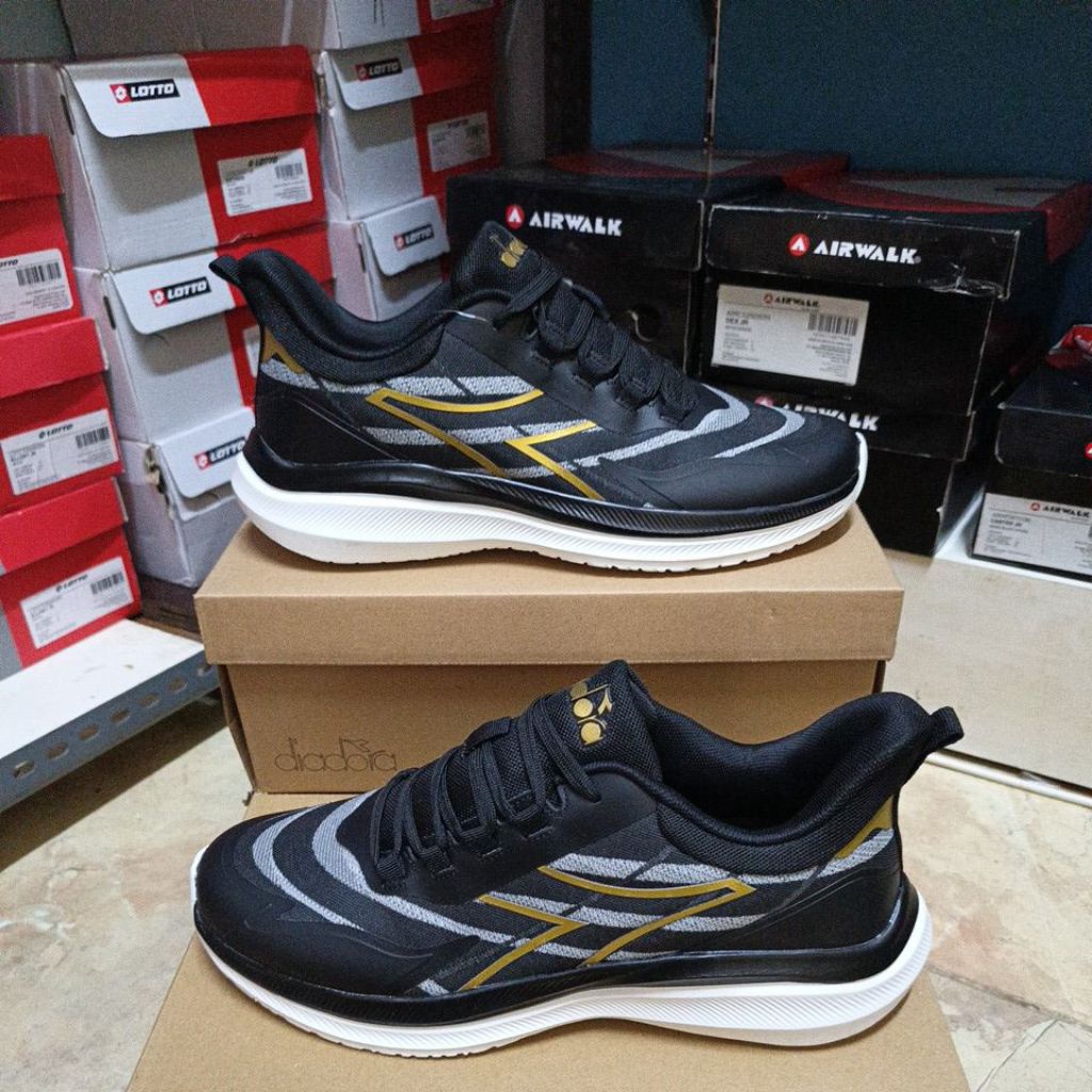 Sepatu Olahraga DIADORA Nokka Black Original Resmi sport station