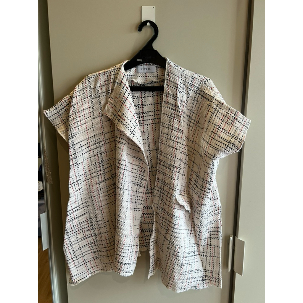 Sevrel the Label Top