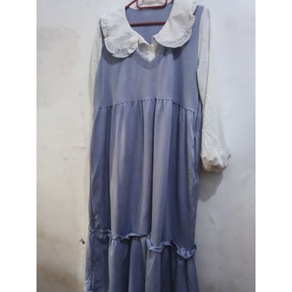 gamis biru putih kerah renda
