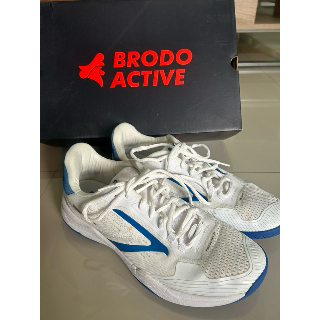 BRODO Active sepatu tennis / padel (preloved)
