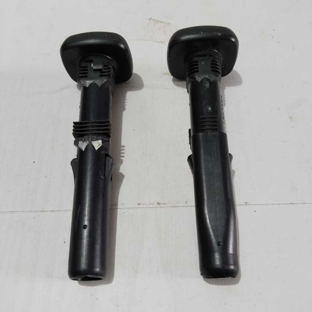 STELTAN SANDARAN KEPALA HEADREST JOK KIJANG INNOVA FORTUNER REBORN ORIGINAL / SANDARAN KEPALA JOK MO