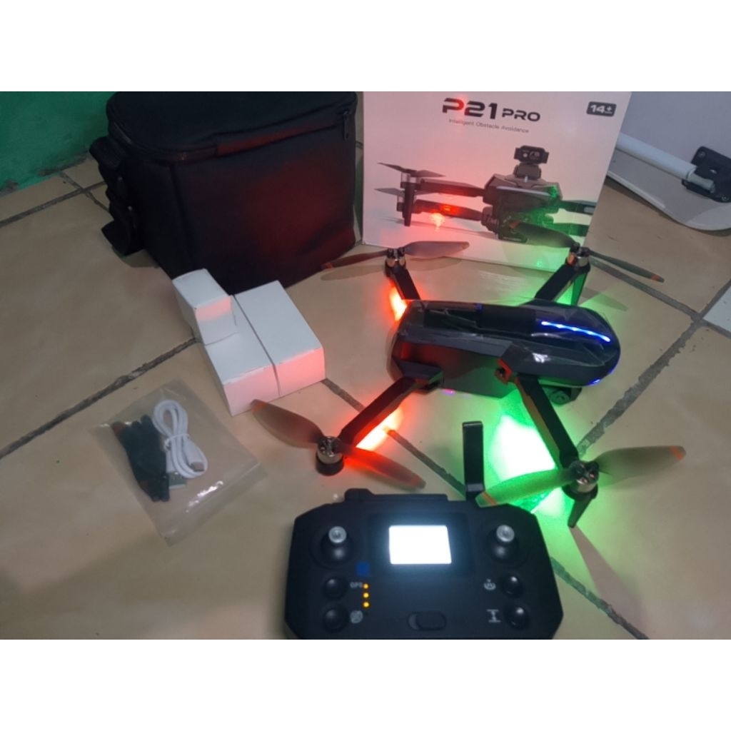 DRONE P21 PRO GIMBAL 3 AXIS FULL SET 2 BATERAI KONDISI 95% BARU STOK TERBATAS