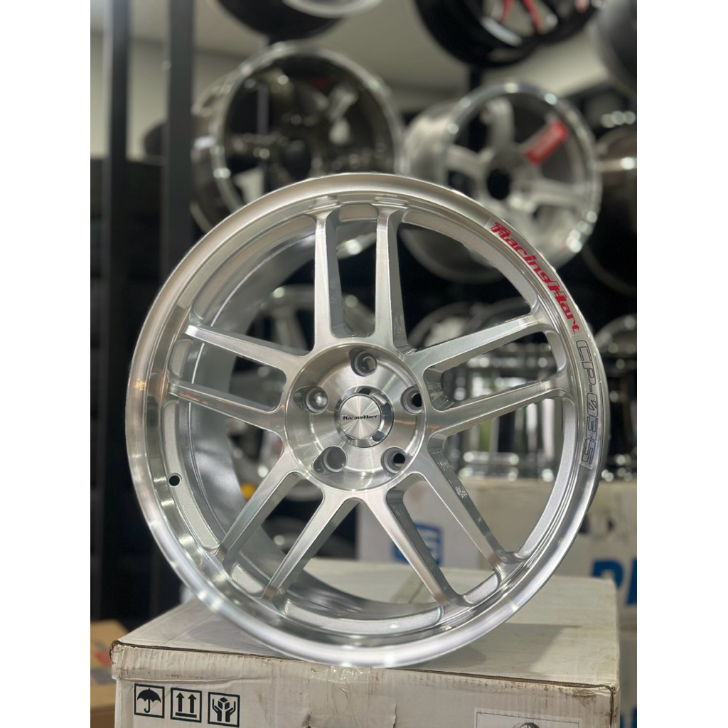 RACINGHART CP035 R18 L 8.5 et 40 full polish