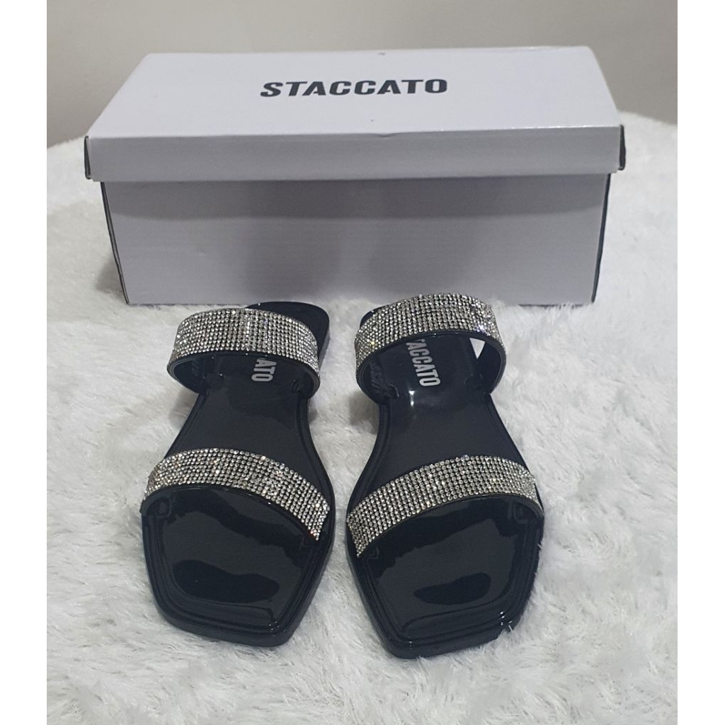 Sandal Staccato Jelly Blink Untuk Wanita dengan Sol Nyaman dan Anti Slip
