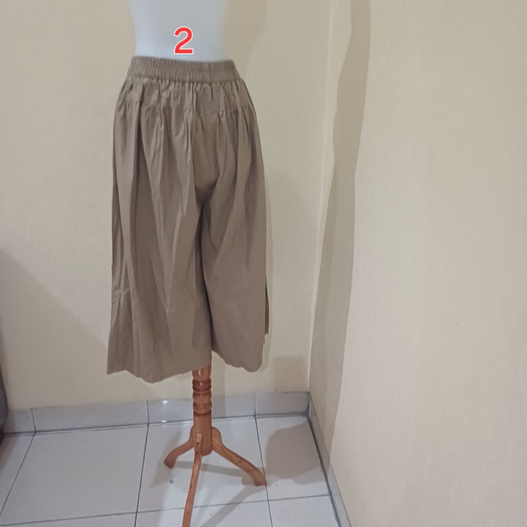 Rok celana wanita kekinian warna khaki