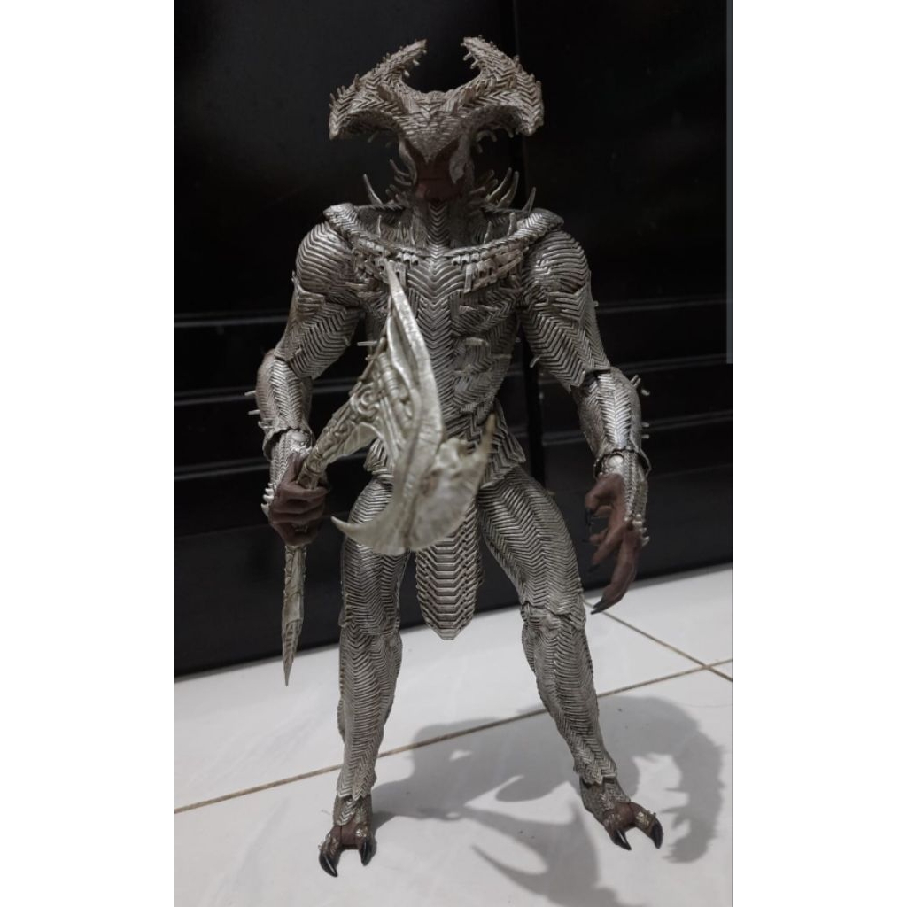 action figure mcfarlane Steppenwolf dan Swampthing