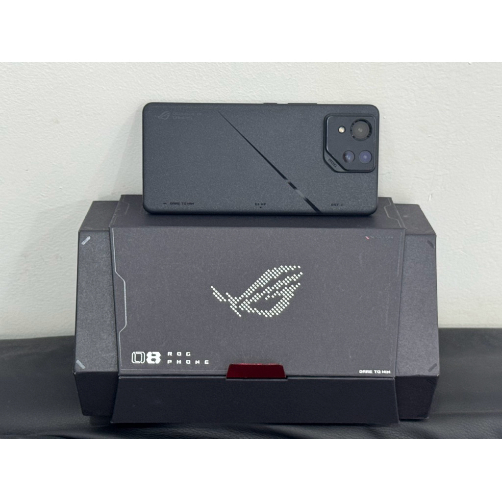 Asus Rog 8 Pro Black 16/512Gb