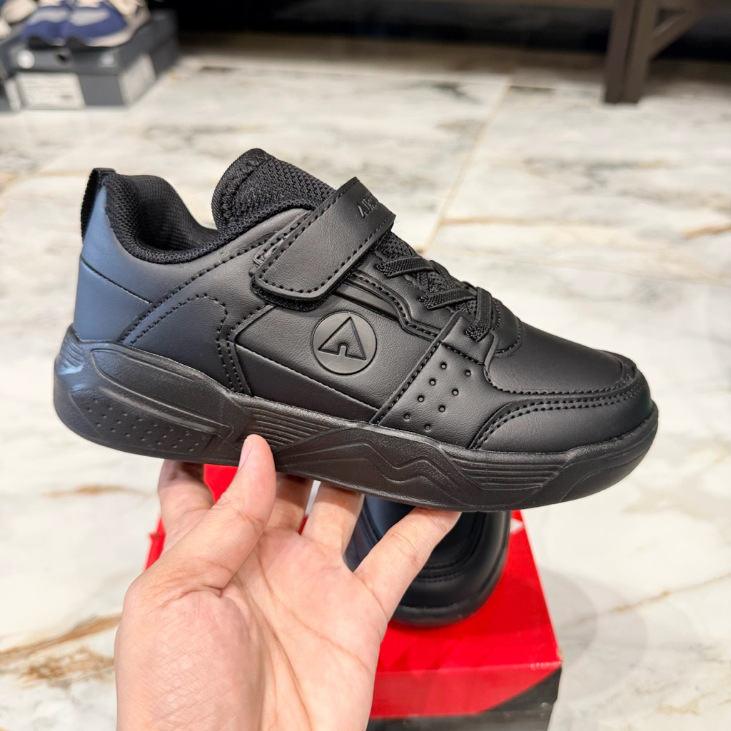 Sale Sepatu Hitam Airwalk, Sepatu Anak Sekolah Unisex