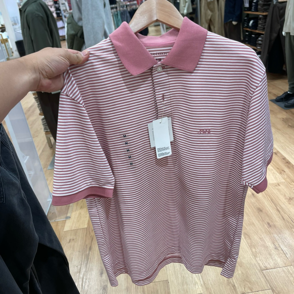 Polo Uniqlo Man JWA garis 12 pink