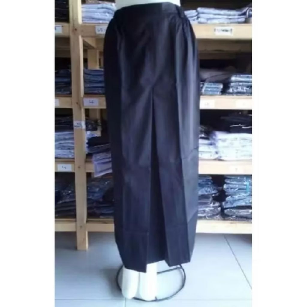 ROK|SEKOLAH|Hitam|Span|Preloved