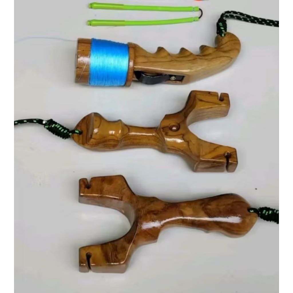 ketapel ikan kayu jati ukir dan pernis