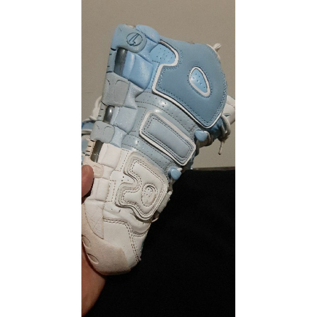 sneaker/sepatu basket brand Nike Uptempo warna white, baby blue size 39 insole 25 cm sepatu ringan p