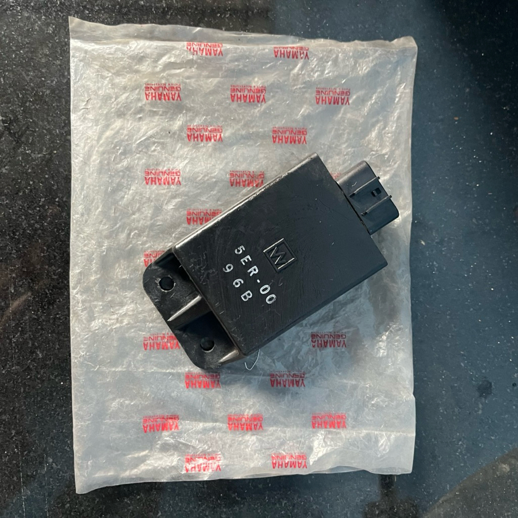 CDI unit Yamaha Vega r lama Original Nos 5ER