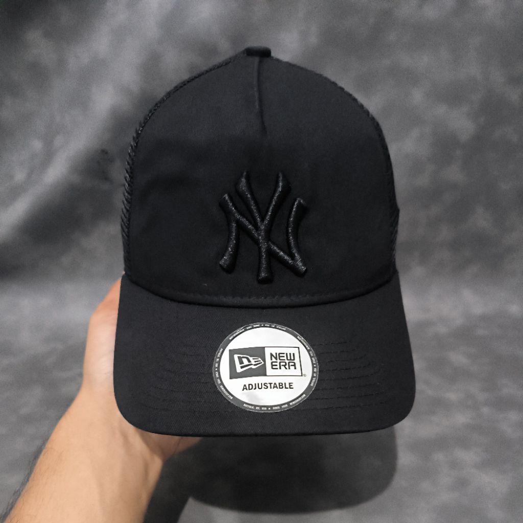 Topi New Era NY Yankees Trucker Original