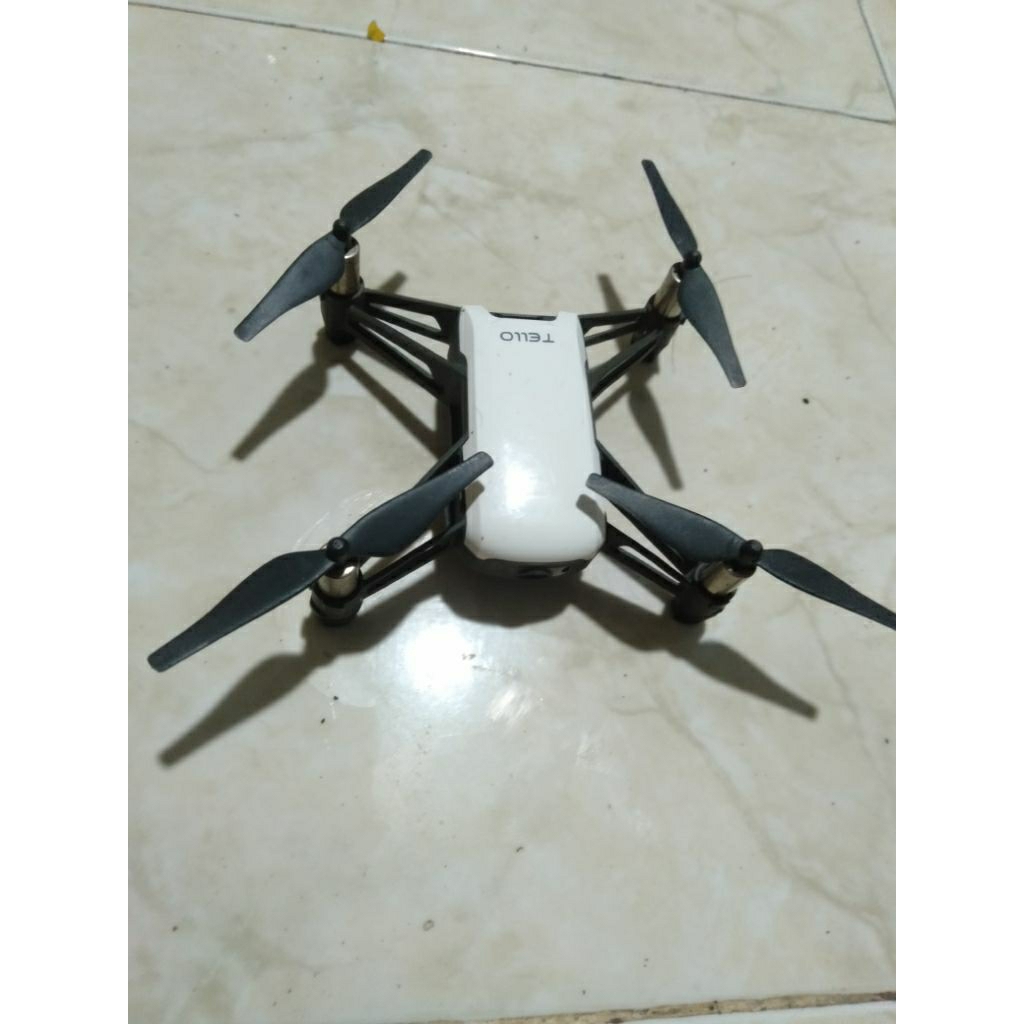 drone DJI TELLO  bekas normal