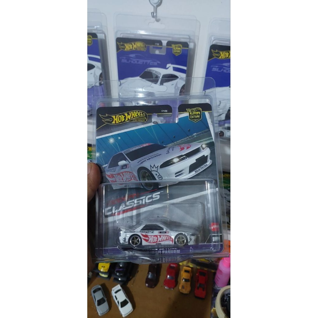 Hotwheels skyline Gt-r (r32) PANDEM jpn stiker