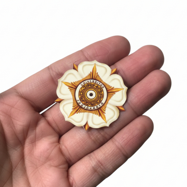 Stiker 1 Pak Logo UGM/Universitas Gajahmada atau logo kampus lainnya